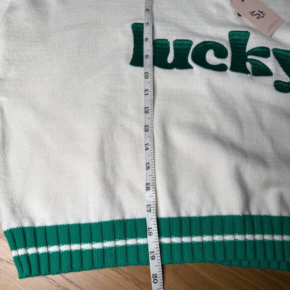 Sincerely Jules Lucky Embroidered St. Patrick’s Irish Green Sweater Size‎ L - Picture 4 of 8